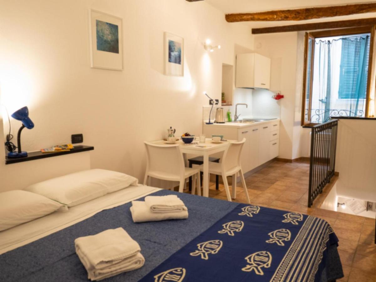Zia Rina Studio Vernazza Luaran gambar